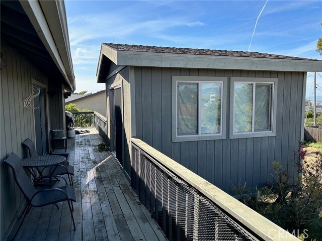 Building Photo - 836 Highland Dr