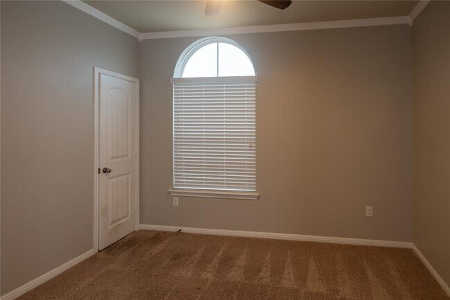 Building Photo - 13700 Sage Grouse Dr