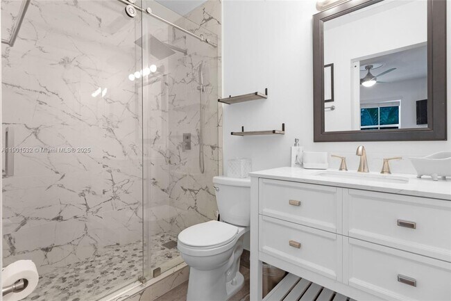 Building Photo - 12905 SW 31st Ct