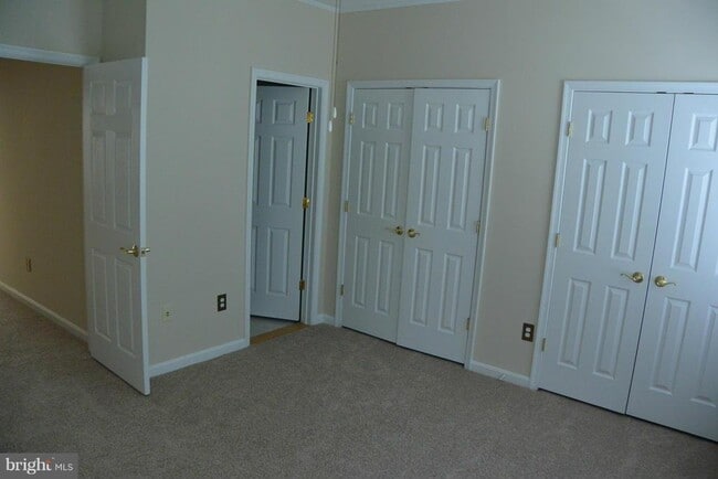 Building Photo - 5302 Chieftain Cir