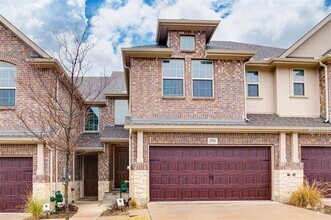 Building Photo - 2753 Majesty Dr
