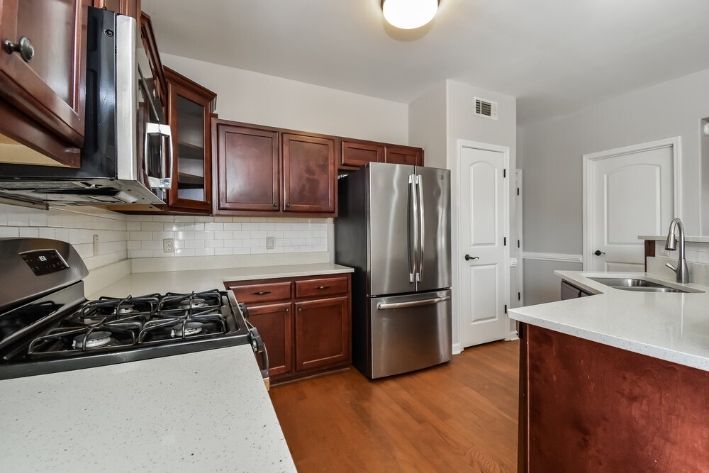 Building Photo - 480 Green Willow Cove
