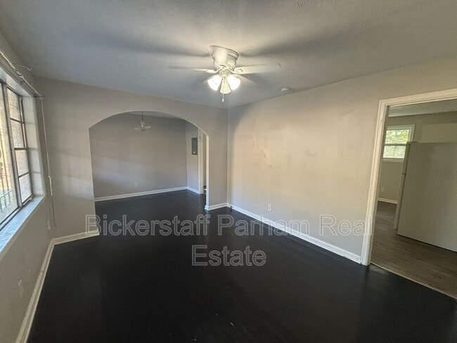 Building Photo - 224 11th Ave