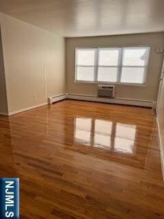 Building Photo - 222 Garibaldi Ave