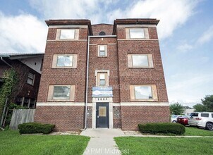 Building Photo - 2060 N Delaware St