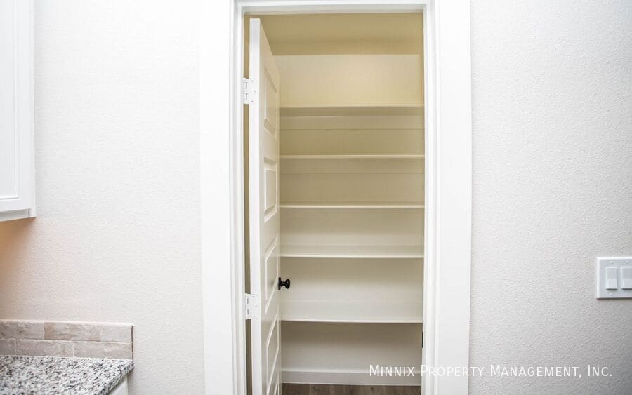 Building Photo - 3203 Durham Ave