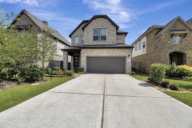 Building Photo - 360 Mallorn Ln