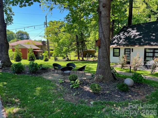 Building Photo - 3945 Rockfern Rd