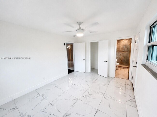 Building Photo - 3051 SW 47th St