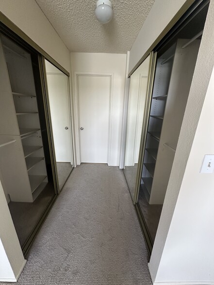 Building Photo - 2017 Vista del Mar