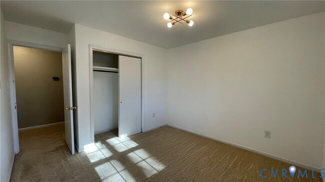 Building Photo - 1612 Delma Dr