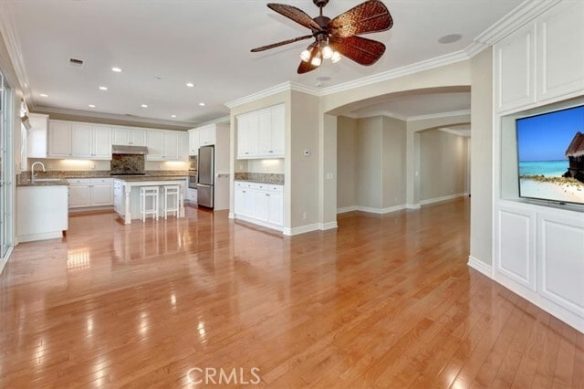 Building Photo - 2 La Salle Lane