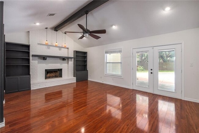 Building Photo - 507 San Jacinto St