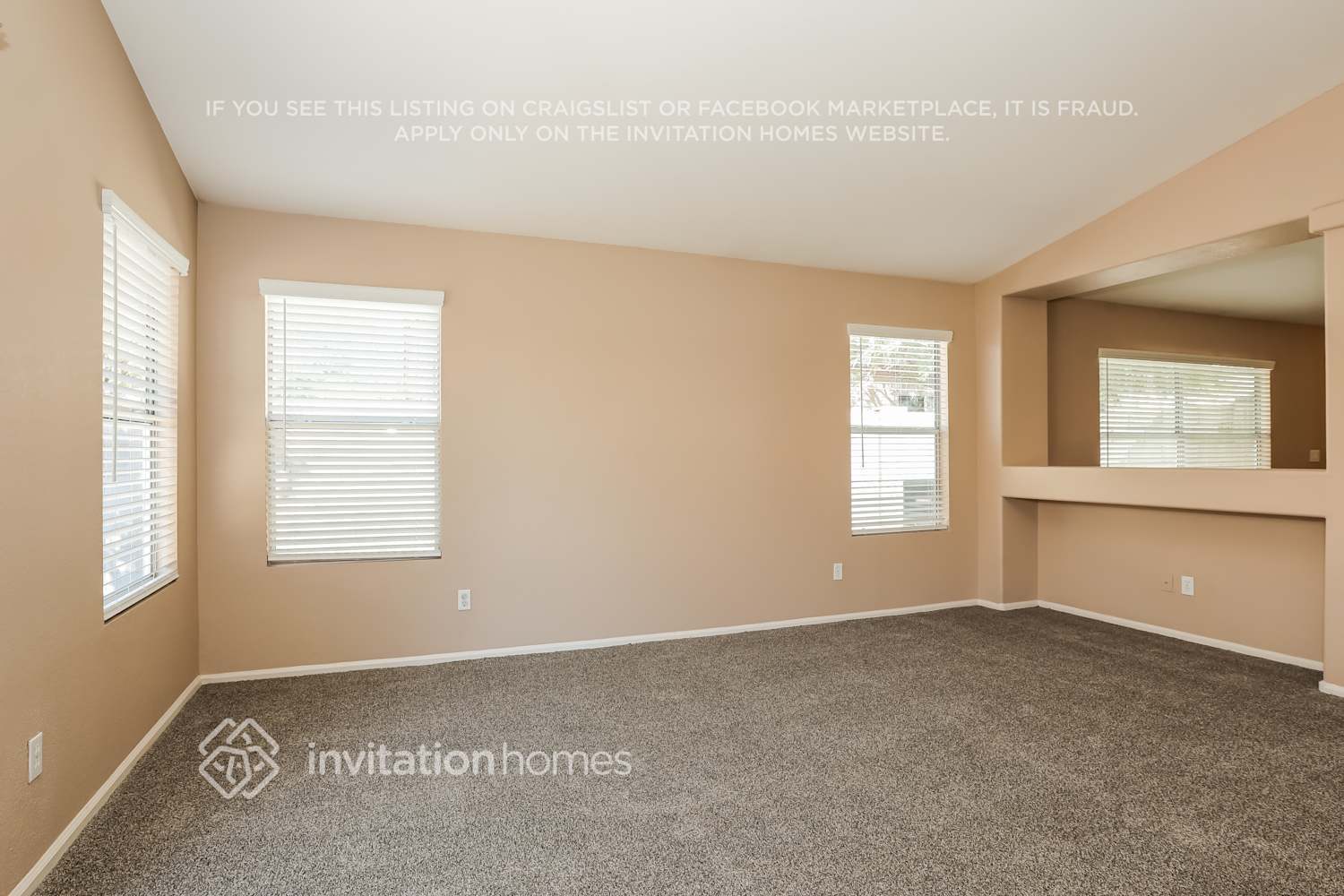 Building Photo - 2626 S 156th Ave