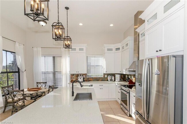 Building Photo - 5104 Salerno St