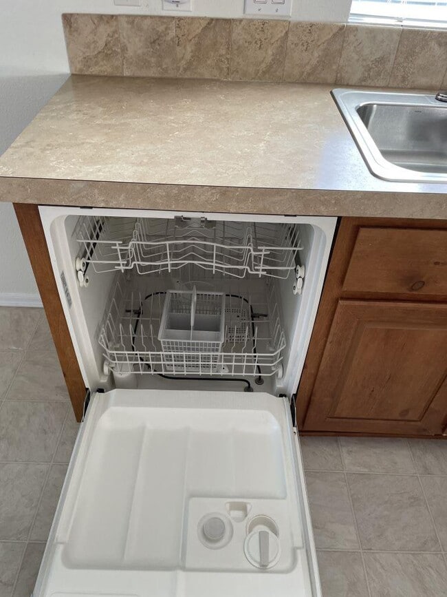 Building Photo - 19802 N 32nd St