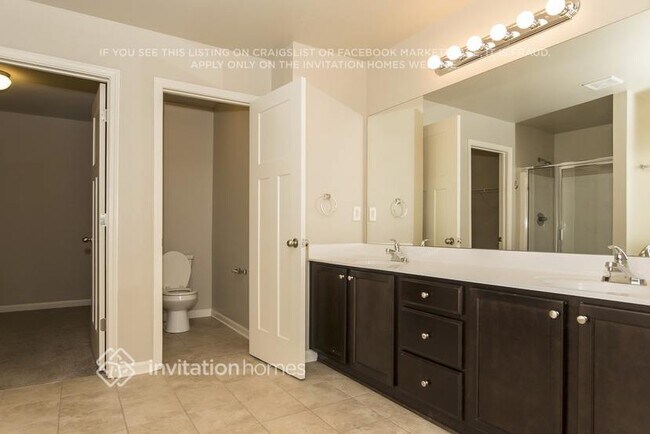 Building Photo - 3603 Walking Stick Way NE