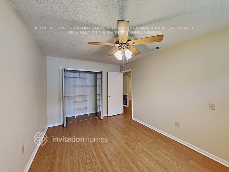 Building Photo - 617 Banderas Ave