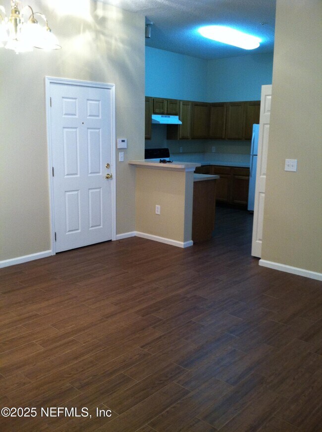 Building Photo - 9556 Armelle Way