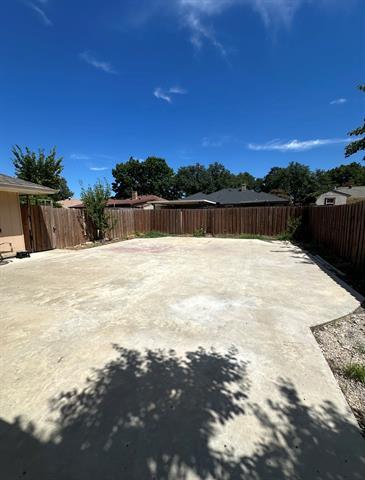 Building Photo - 1121 Goldenrod Dr