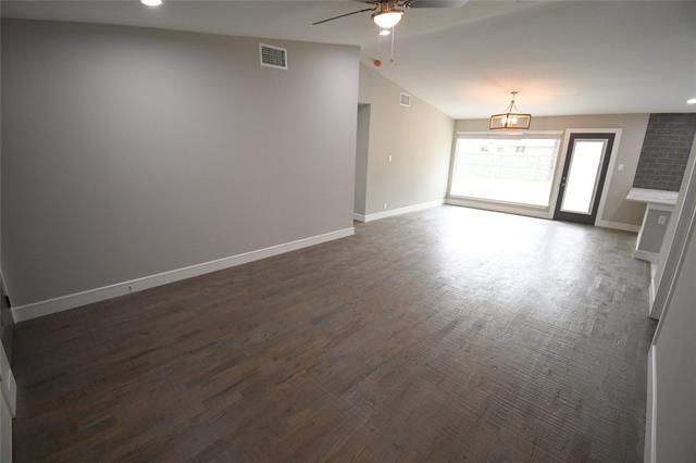 Building Photo - 1114 W Northgate Dr