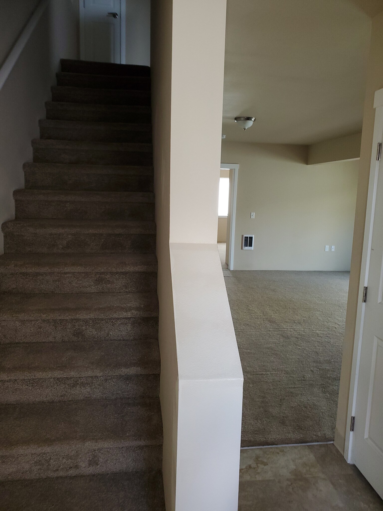 Building Photo - 5209 E Upriver Dr