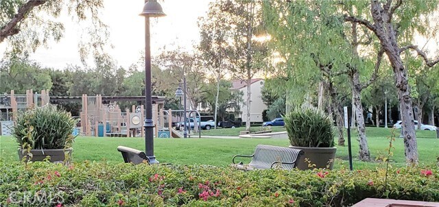 Building Photo - 61 Mission Bell