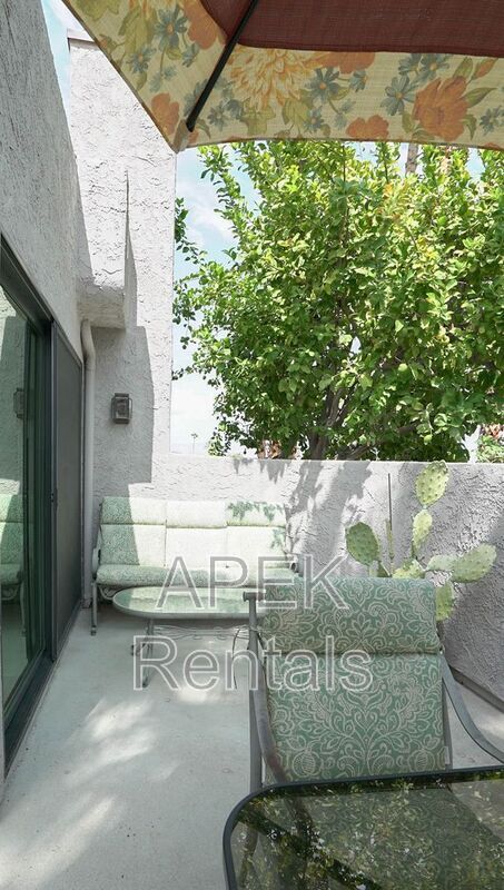 Building Photo - 211 Canyon Cir N