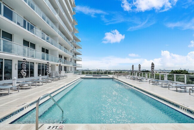 Building Photo - 4250 Biscayne Blvd