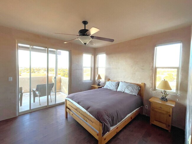 Building Photo - Beautiful Rancho Viejo Townhouse (Emory Pass)