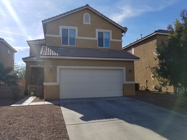 Building Photo - 5063 El Castano Ave