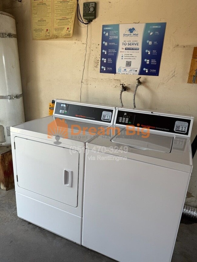 Building Photo - 245 Maryknoll Dr