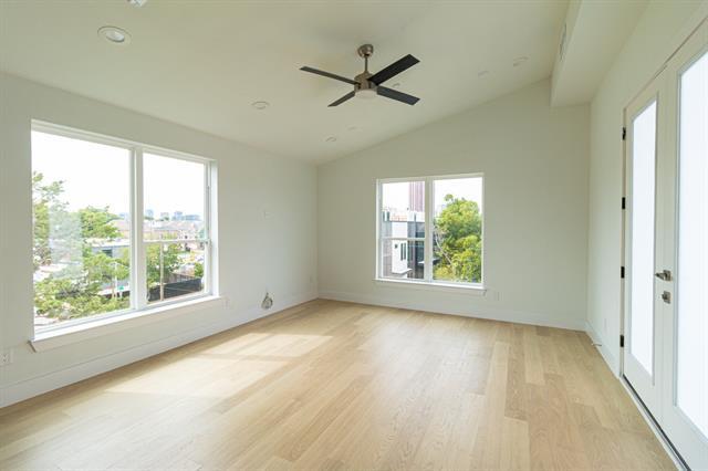 Building Photo - 4210 Roseland Ave