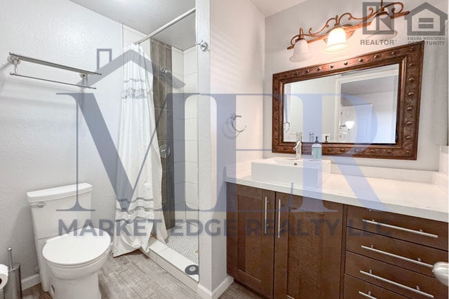 Building Photo - 2Bed/2Bath Furnished Home in Tucson! $199 ...