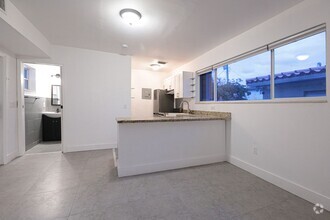 Building Photo - NoBe 79 Terrace