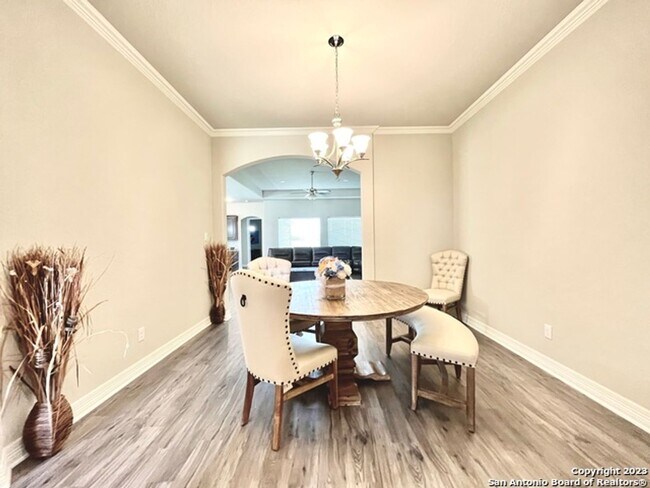 Building Photo - 4 Bedroom/3.5 Bath Setterfeld Estates 1 Subdivision