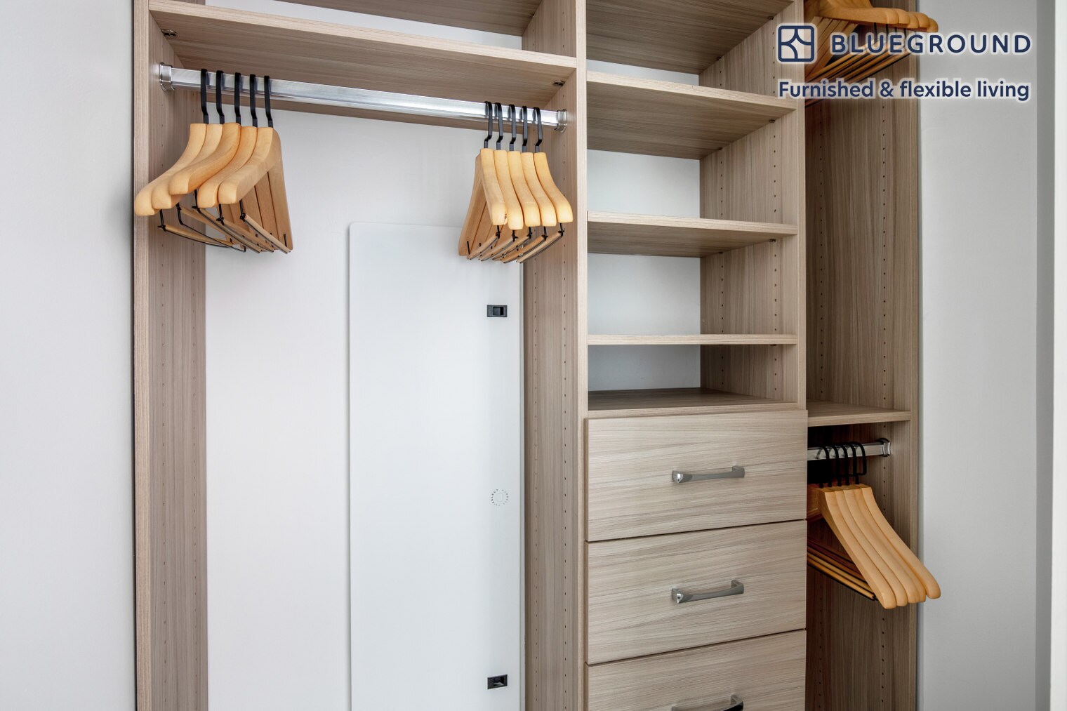 Building Photo - 120 Kingston St