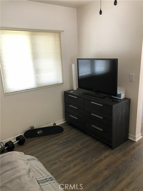 Building Photo - 318 Metropole Ave