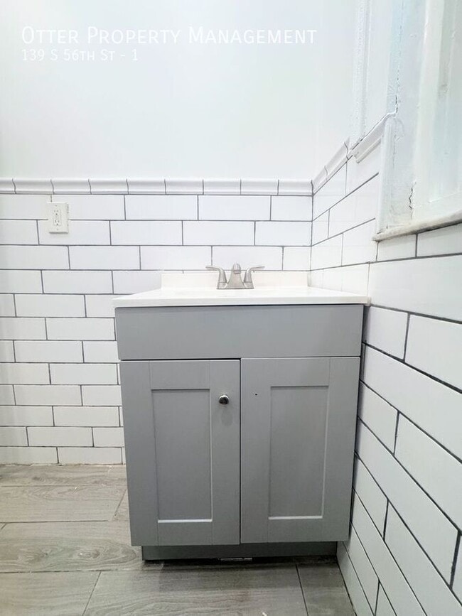 Building Photo - 139 S 56th St