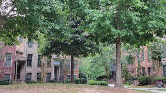 Building Photo - 3117 Pittard Hill Point