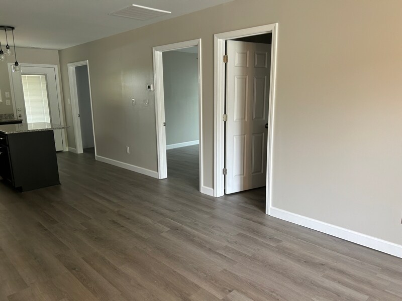 Building Photo - 224 State Rd S-42-941