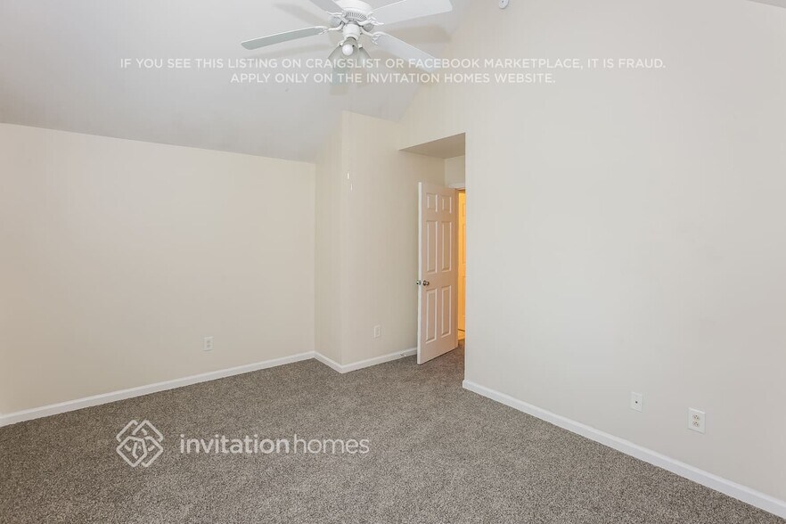 Building Photo - 2013 Kingstree Dr