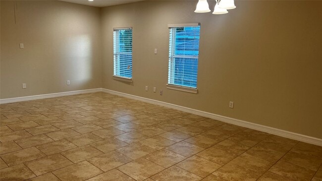 Building Photo - 315 Broad Ripple Dr