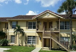 Building Photo - 3651 N Goldenrod Rd