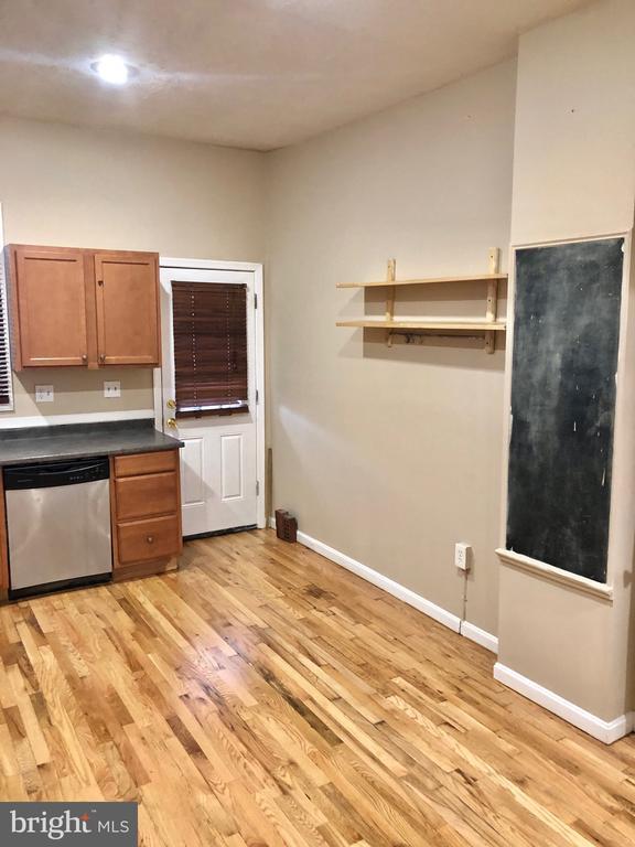 Building Photo - 3418 E Baltimore St