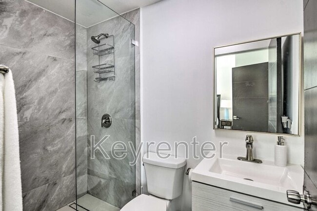 Building Photo - 3001 SW 111th Ct