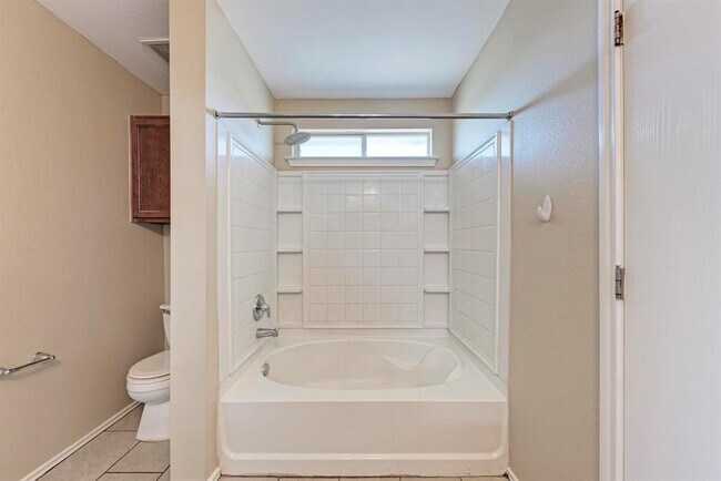 Building Photo - 289 Drystone Trail