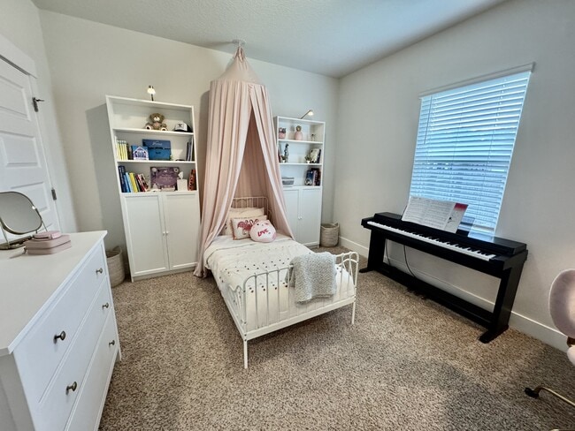 Building Photo - 4007 Amble Wy