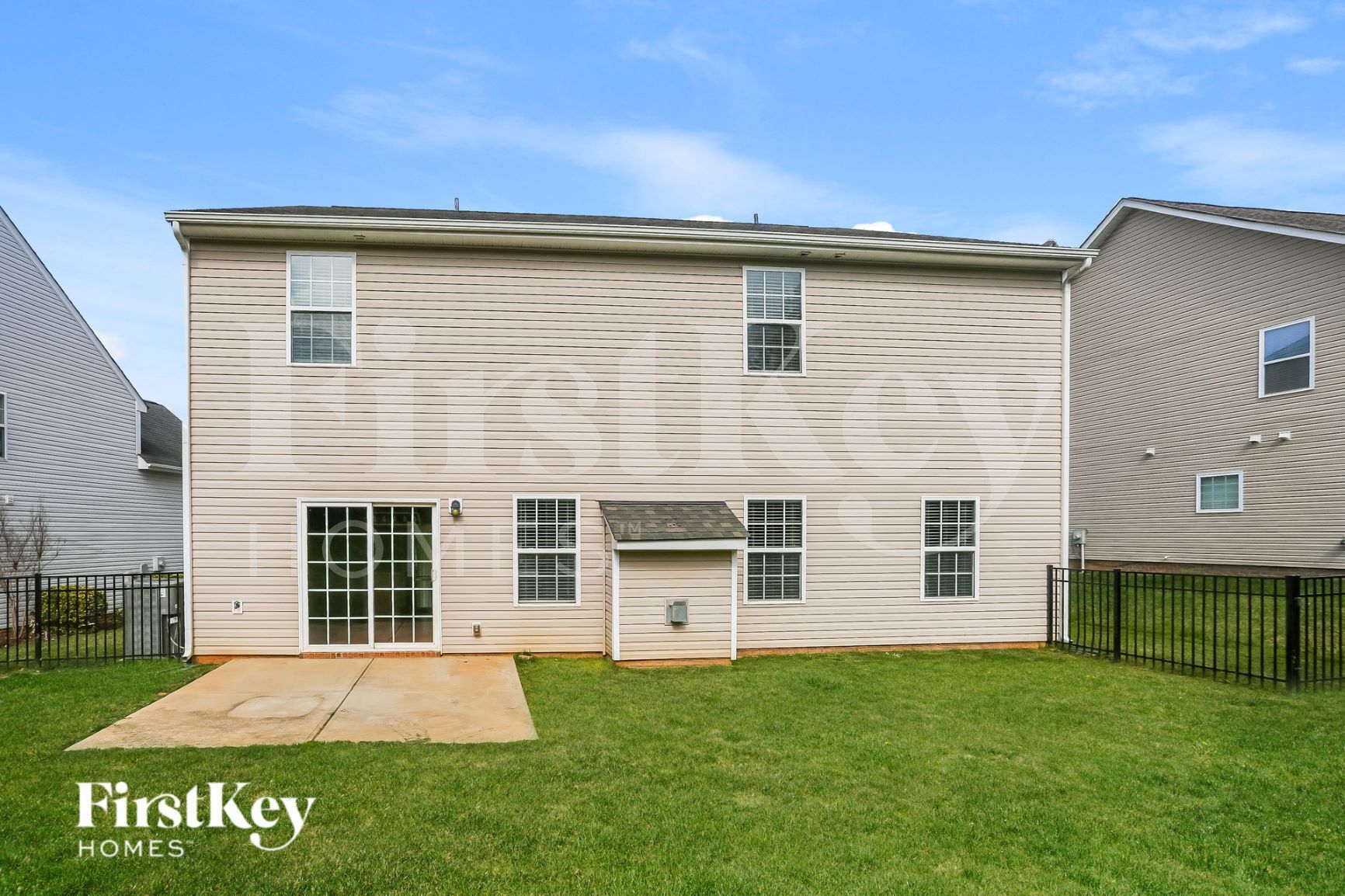 Building Photo - 2250 Laurens Dr