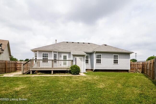 Building Photo - 3123 Northland Dr